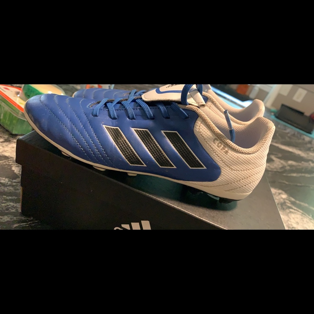 Adidas men’s 5.5 copa soccer cleats